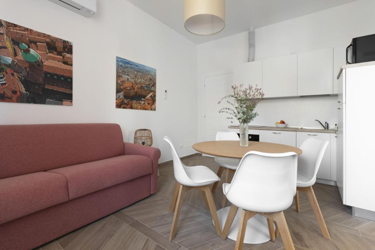 Palazzo Pedretti Halldis Apartments By Halldis Bologna Luaran gambar