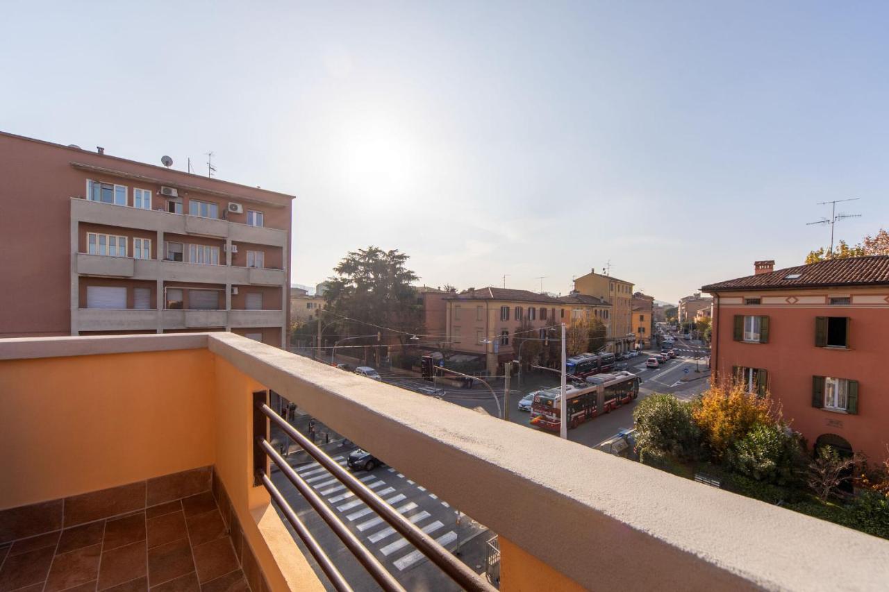 Palazzo Pedretti Halldis Apartments By Halldis Bologna Luaran gambar