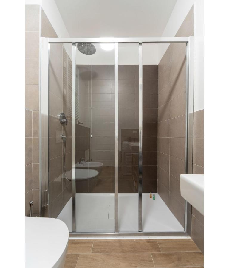 Palazzo Pedretti Halldis Apartments By Halldis Bologna Luaran gambar